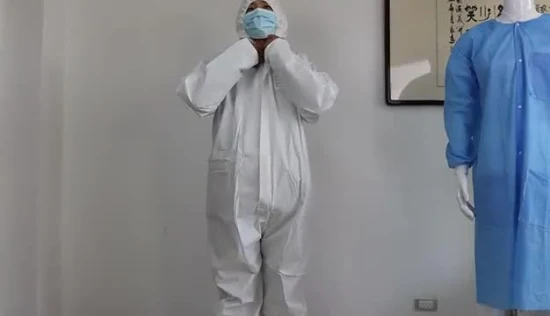 Roupa de proteção resistente a líquidos certificada pela CE Macacão descartável Roupa de segurança industrial Fato de proteção química